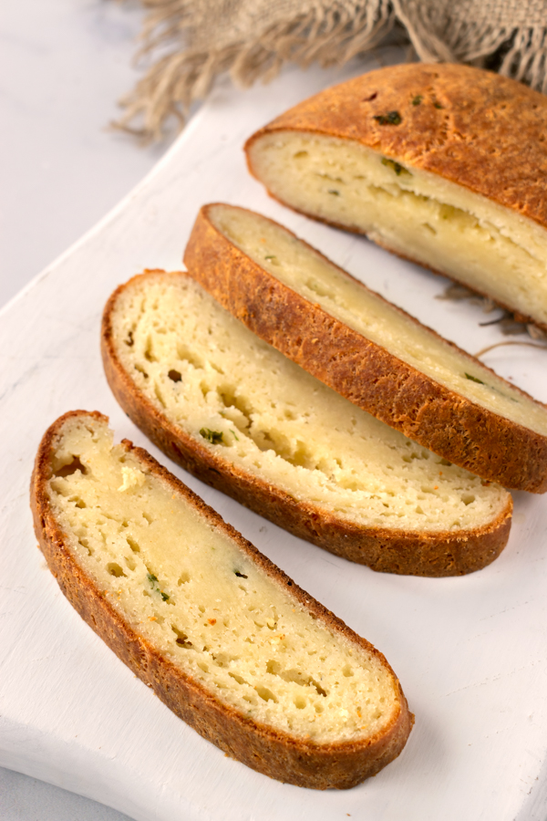 Fette di pane senza glutine e con pochi carboidrati immagine