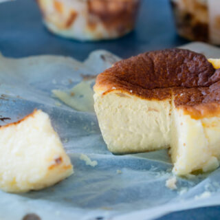 Cheesecake di San Sebastian in Versione Chetogenica